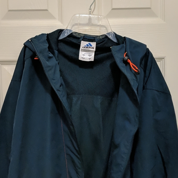 NWT ADIDAS CLIMATE HOODED JACKET - Picture 6 of 8